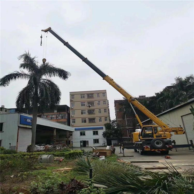 平武12吨吊车出租一天的收费标准是什么