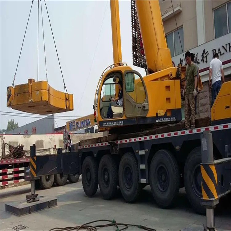 平武吊车怎么吊玻璃